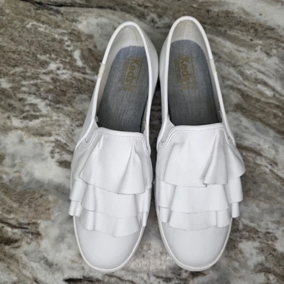 Keds Women s Triple Ruffle Leather Slip-on White Platform Sneaker Women's Sz 10 - Picture 3 of 10
